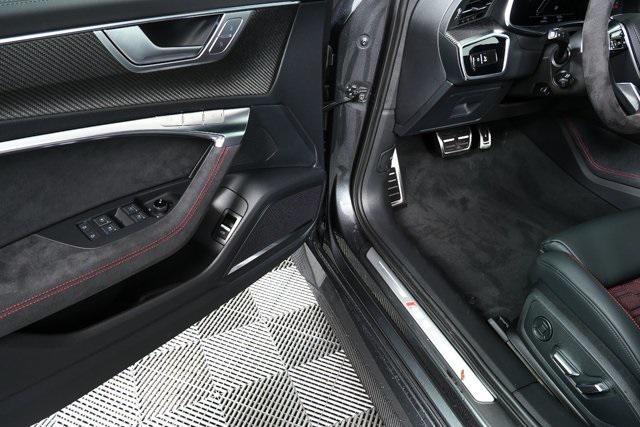 new 2026 Audi RS 6 Avant car, priced at $162,590