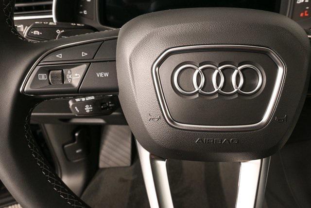new 2025 Audi Q7 car, priced at $79,563