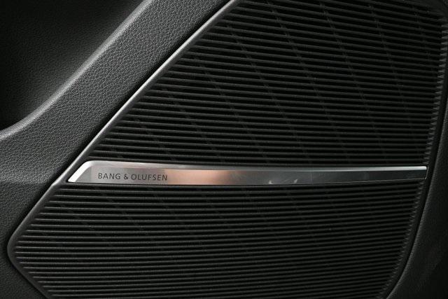 new 2025 Audi Q7 car, priced at $79,563