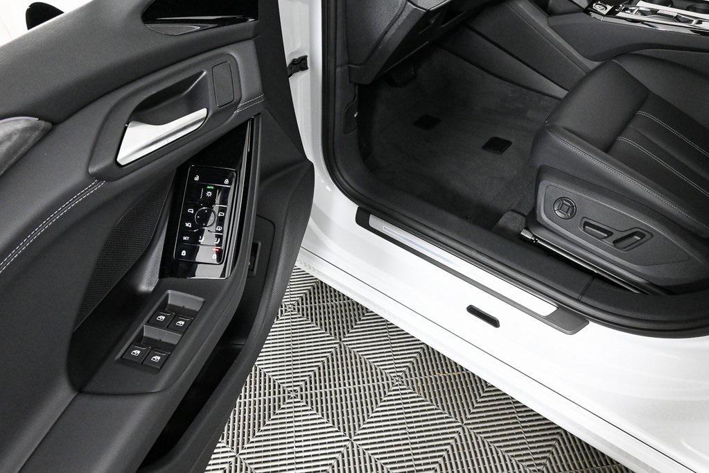 new 2025 Audi A6 e-tron car, priced at $69,435