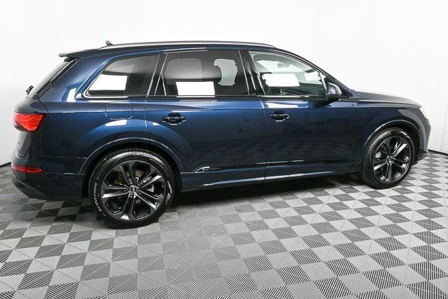 new 2025 Audi Q7 car, priced at $83,750