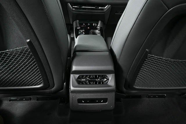 new 2025 Audi Q6 e-tron car, priced at $67,277