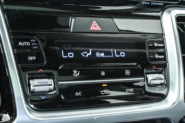 used 2023 Kia Sorento car, priced at $30,995