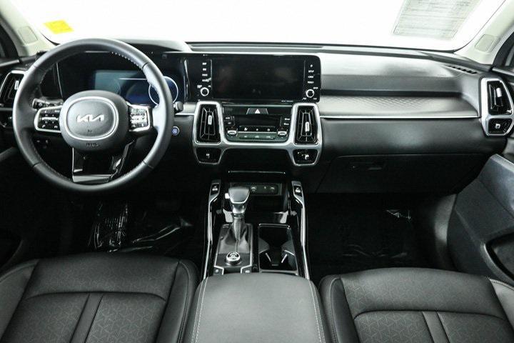 used 2023 Kia Sorento car, priced at $30,995
