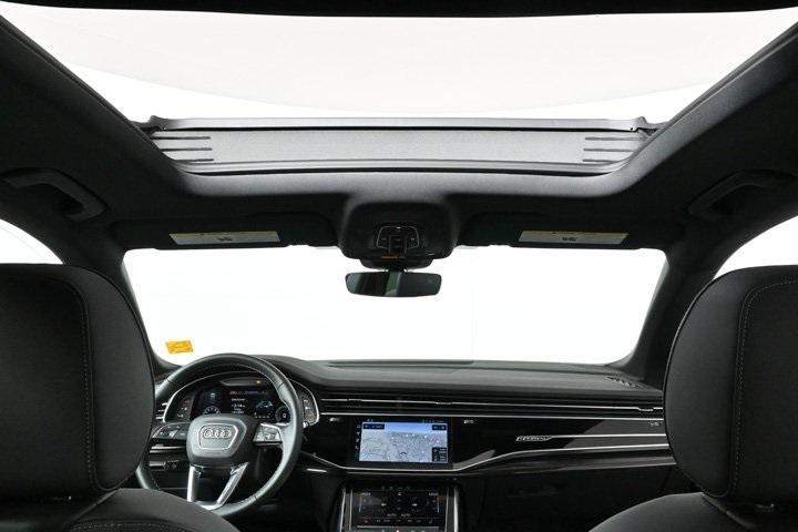 new 2025 Audi Q8 car, priced at $77,392