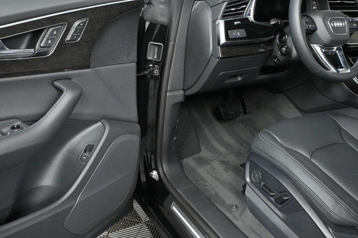 new 2025 Audi Q8 car, priced at $77,392