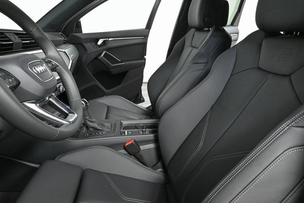 new 2025 Audi Q3 car, priced at $43,805