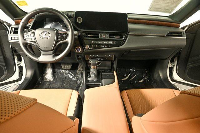 used 2022 Lexus ES 300h car, priced at $33,500