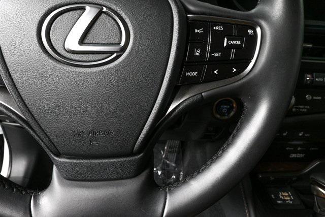 used 2022 Lexus ES 300h car, priced at $33,500