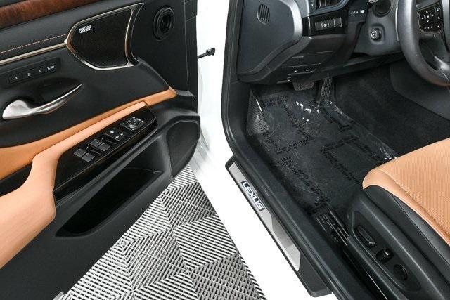 used 2022 Lexus ES 300h car, priced at $33,500