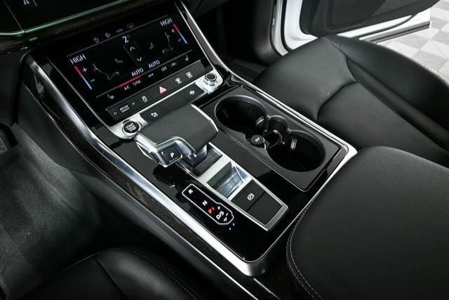 new 2025 Audi Q7 car, priced at $60,724