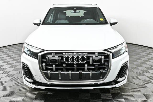 new 2025 Audi Q7 car, priced at $60,724