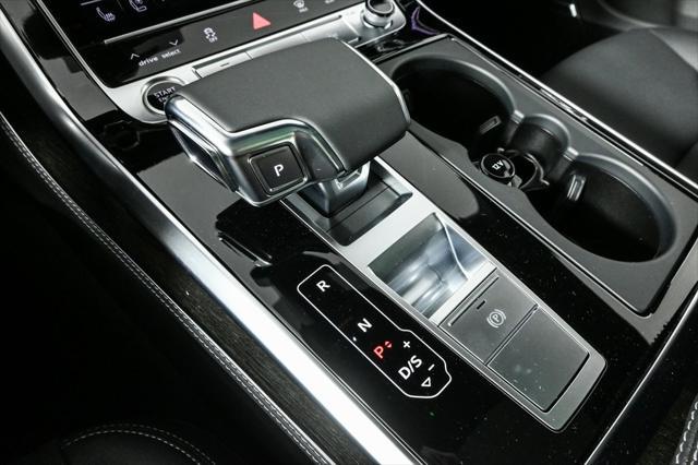 new 2025 Audi Q7 car, priced at $75,003