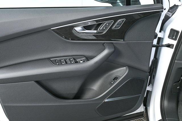 new 2026 Audi Q7 car, priced at $73,895
