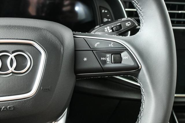 new 2025 Audi Q7 car, priced at $75,127