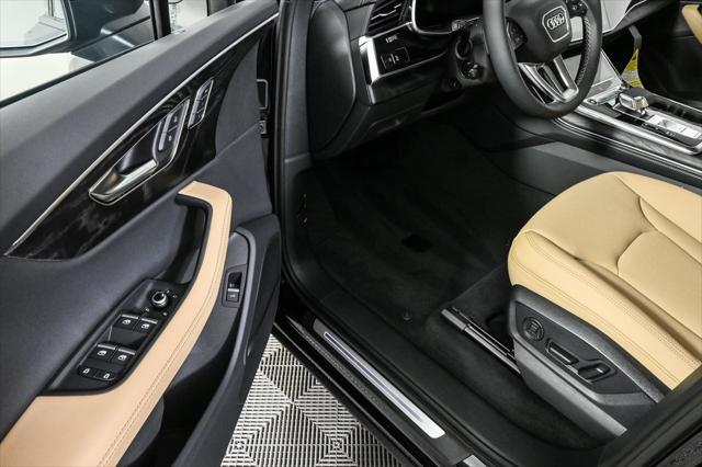 new 2025 Audi Q7 car, priced at $75,127