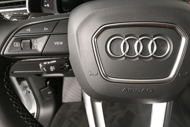 new 2025 Audi Q7 car, priced at $74,681