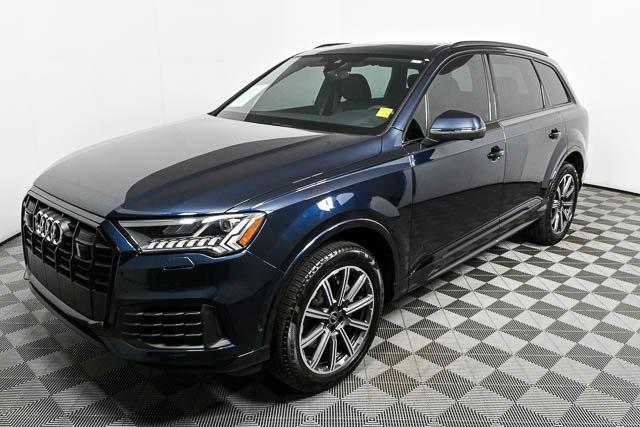 used 2023 Audi Q7 car, priced at $47,500