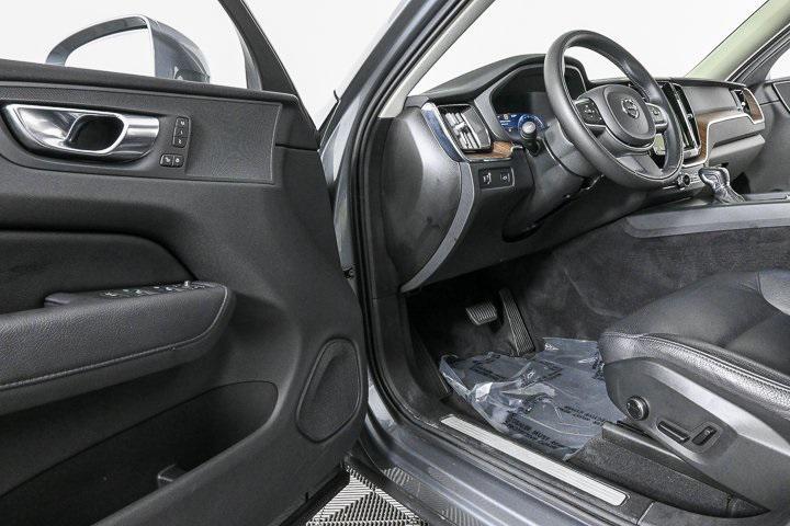 used 2021 Volvo XC60 car, priced at $27,995