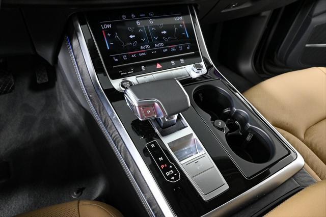 new 2025 Audi Q7 car, priced at $72,395