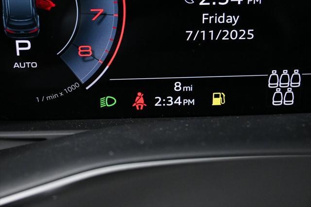 new 2025 Audi Q7 car, priced at $72,395