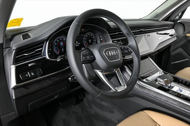 new 2025 Audi Q7 car, priced at $72,395
