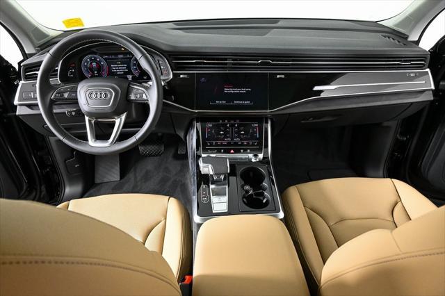 new 2025 Audi Q7 car, priced at $72,395