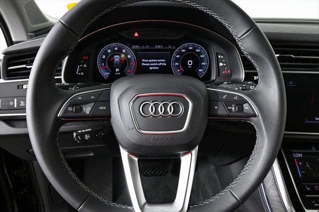new 2025 Audi Q7 car, priced at $72,395