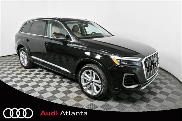 new 2025 Audi Q7 car, priced at $69,736