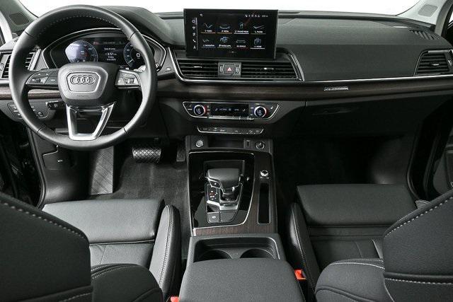 new 2025 Audi Q5 car, priced at $66,035