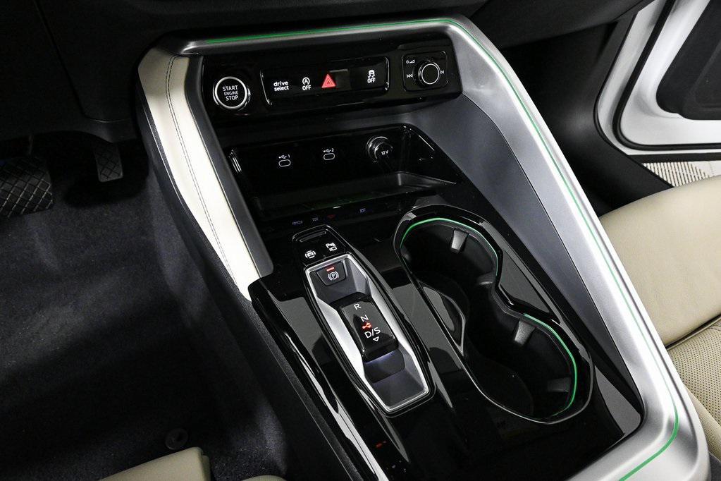 new 2025 Audi Q5 car, priced at $61,038