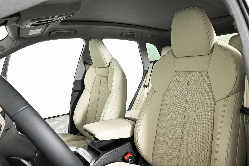 new 2025 Audi Q5 car, priced at $61,038