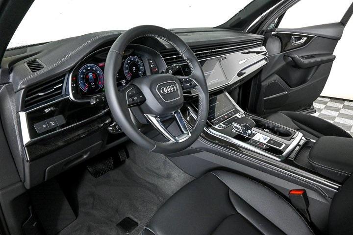 new 2025 Audi Q7 car, priced at $67,350