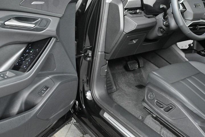 new 2025 Audi Q6 e-tron car, priced at $72,432