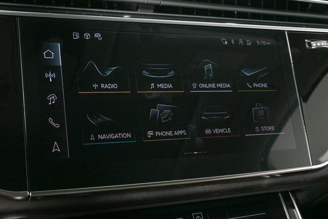 new 2025 Audi Q7 car, priced at $72,533
