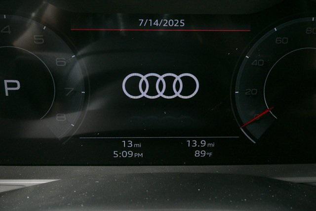 new 2025 Audi Q7 car, priced at $72,533