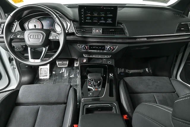 used 2022 Audi SQ5 car, priced at $35,995