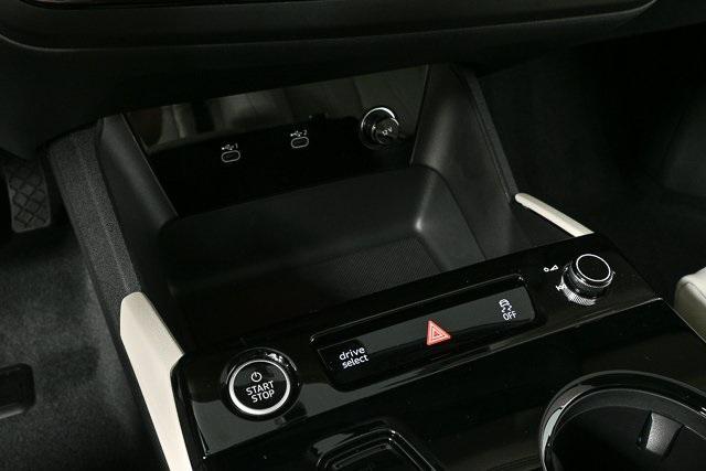new 2025 Audi Q6 e-tron car, priced at $73,478