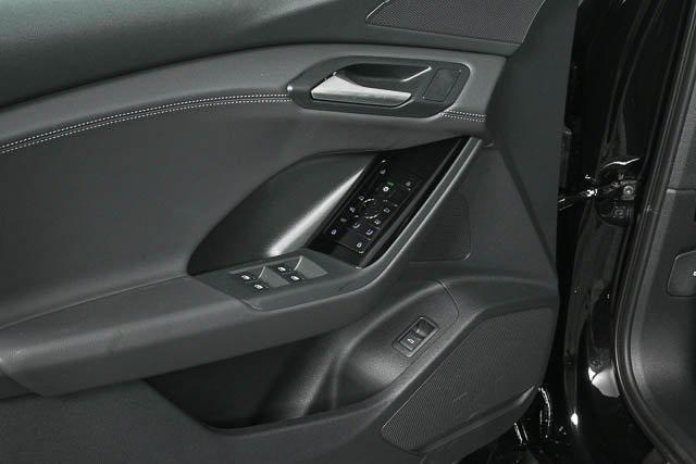 new 2025 Audi Q6 e-tron car, priced at $69,768