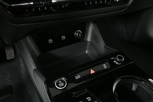 new 2025 Audi Q6 e-tron car, priced at $69,768