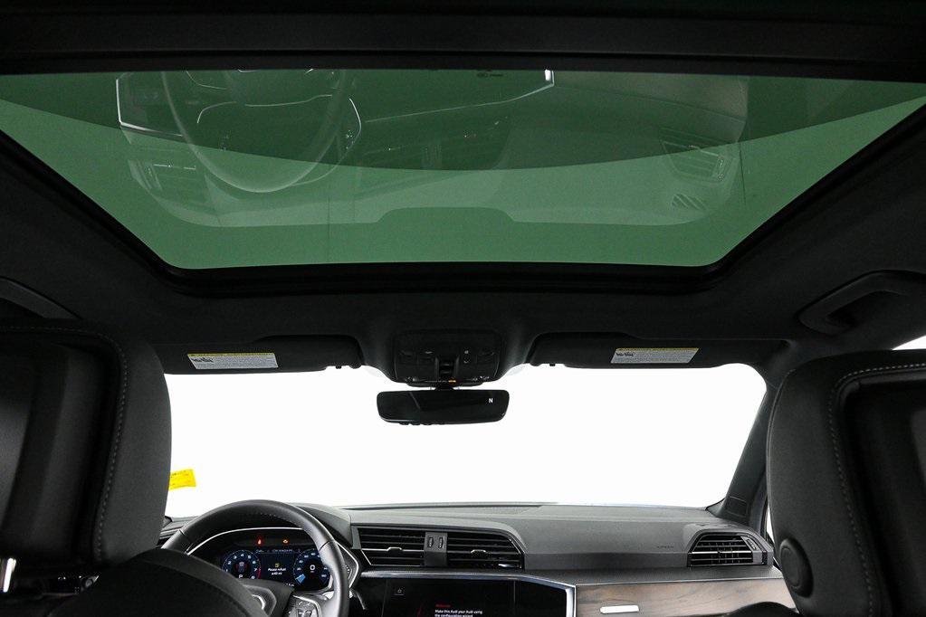 new 2025 Audi Q3 car, priced at $43,578