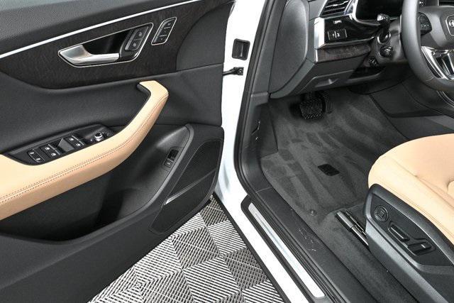 new 2025 Audi Q7 car, priced at $73,226