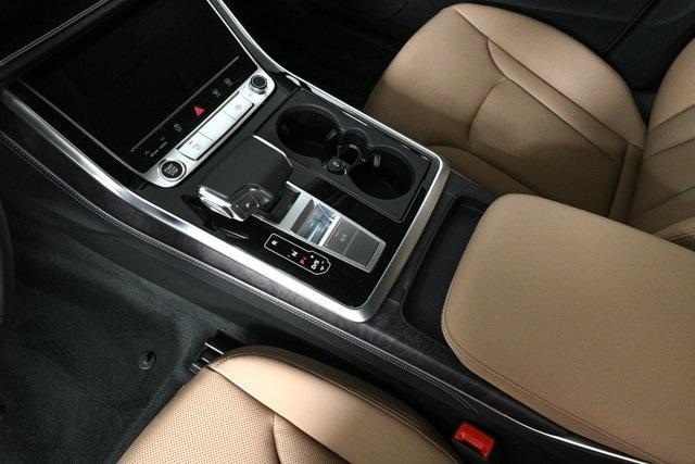 new 2025 Audi Q7 car, priced at $73,226