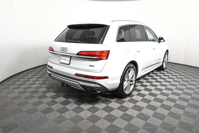 new 2025 Audi Q7 car, priced at $73,226