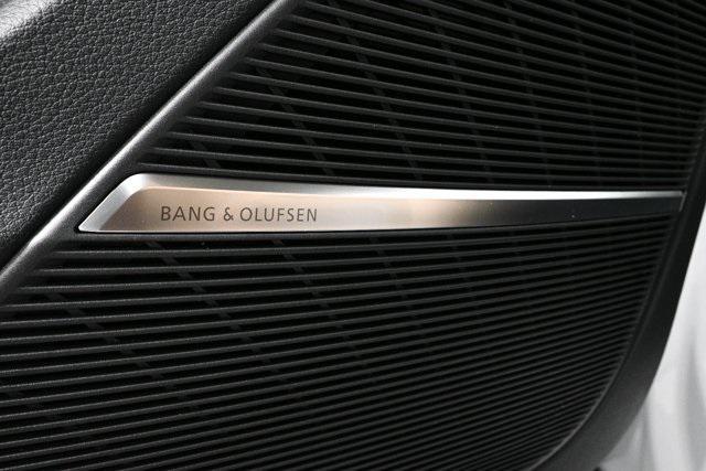 new 2025 Audi Q7 car, priced at $73,226