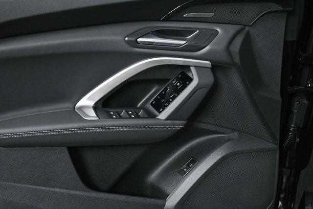 new 2025 Audi Q5 car, priced at $60,175