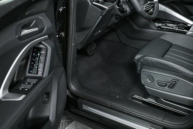 new 2025 Audi Q5 car, priced at $60,175