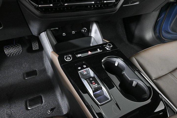 new 2025 Audi Q6 e-tron car, priced at $73,000