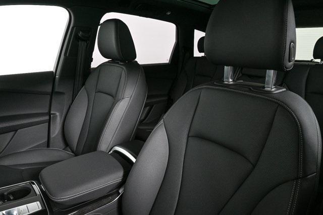 new 2025 Audi Q7 car, priced at $75,003