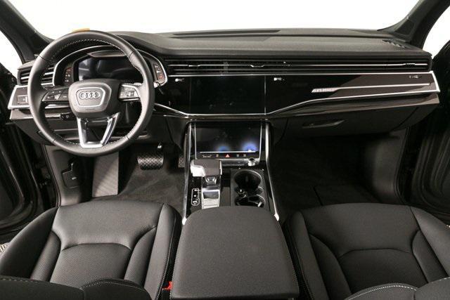 new 2025 Audi Q7 car, priced at $75,003